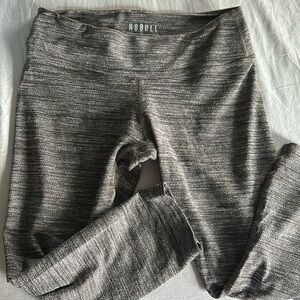 Nobull capri leggings